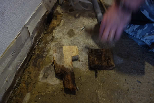 damage caused by leaking central heating pipe